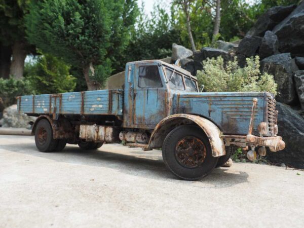 Veroma Modellbau - Buessing 8000 S13